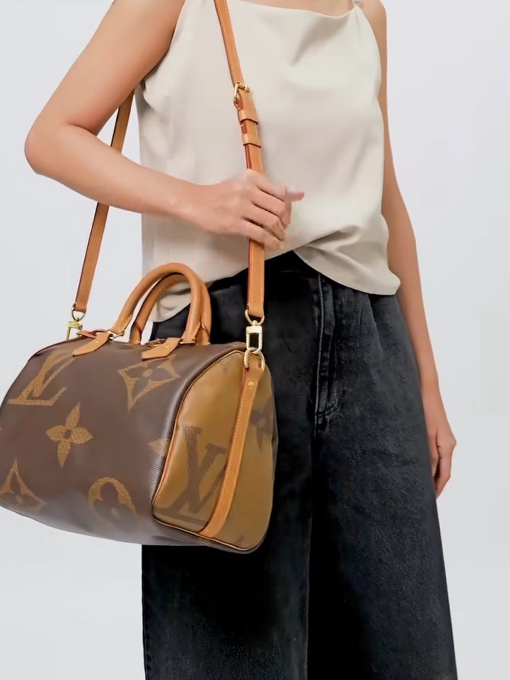 Louis Vuitton Reverse Giant Monogram Speedy Bandouliere 30